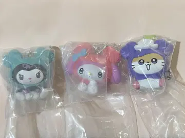 TWICE 산리오 콜라보 가챠폰