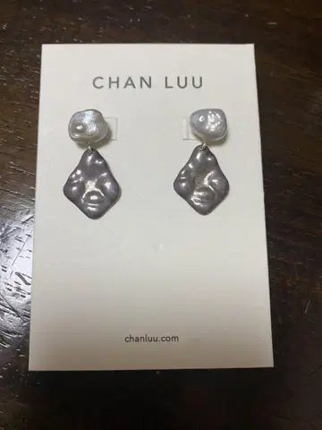 CHAN LUU 담수 펄 실버 귀걸이