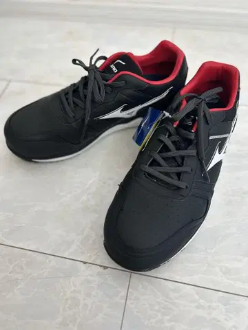 Mizuno 안전화 올마이티 HW11L 블랙/레드