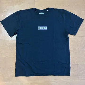 H.R. MARKET 블랙 티셔츠 사이즈 4