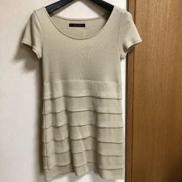 티어드 원피스 베이지 크림색 반팔