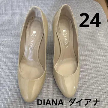 Diana 베이지 스틸레토 펌프스