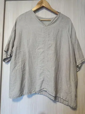 nest Robe V넥 반팔 블라우스