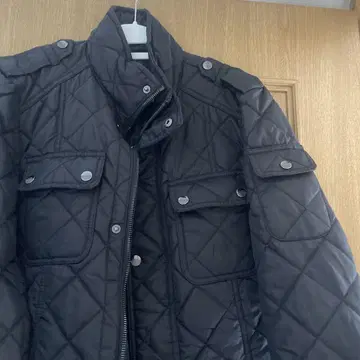 ZARA 블랙 퀼팅 자켓 배송비 포함 익명 배송