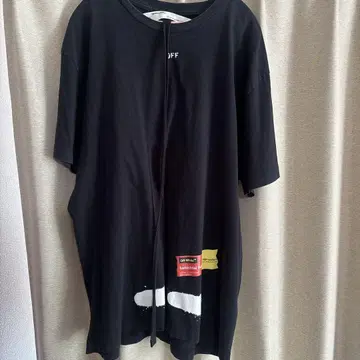Off-White 블랙 티셔츠