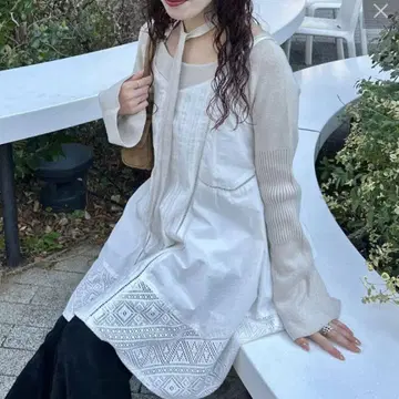 Kastane 보우타이 배색 리브 니트 베이지