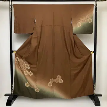 No.2441 순수 실크 코몬 거북 등껍질 자수 꽃 부채 호몬기 새상품급
