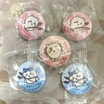 치이카와 캔뱃지 쿠라스시 치이카와 2개, 하치와레 2개, 시사 1개
