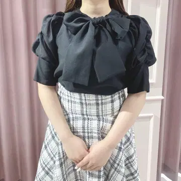 AnMILLE 리본 블라우스