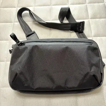 ALPAKA ELEMENTS TECH CASE MINI 블랙