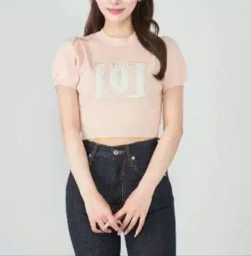 다리치 택 포함 새상품 백 오픈 아플리케 니트탑 PNK 핑크