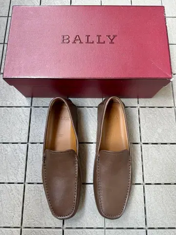 박스 포함 새상품급 발리 BALLY 드라이빙 슈즈 Walton