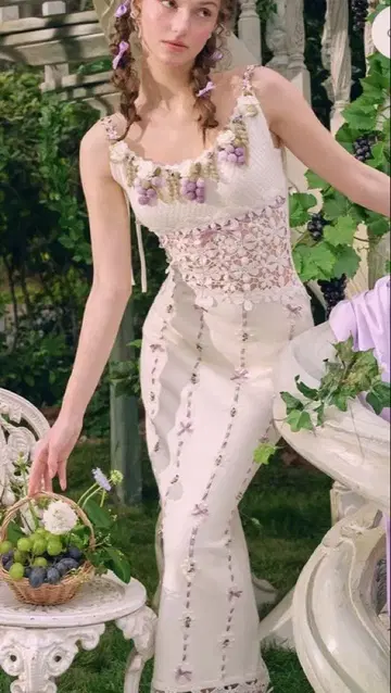 lacemade 완판 꽃과 포도 모티브 슬리브리스 원피스 L 사이즈