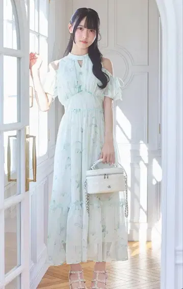 michellMacaron 아넬라 플뢰르 플레어 원피스