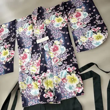 졸업 하카마 2척 소매 기모노와 하카마 세트 신장 150cm 정도