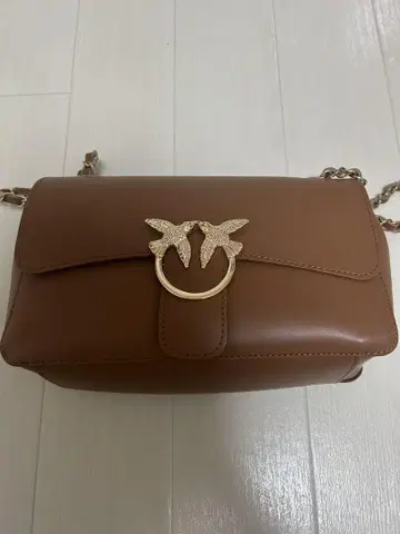 Borsa Carina 체인 숄더백 브라운 가죽