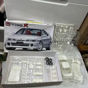 혼다 인테그라 TYPE R 1/24 조립 키트 당시의 제품