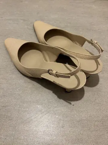 many 펌프스 24.5cm