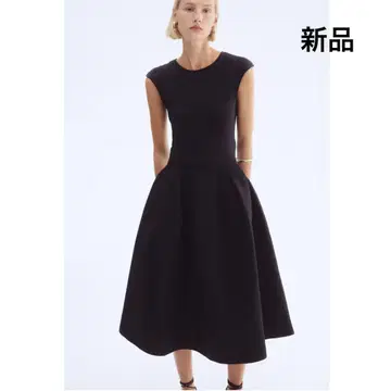 새상품 H&M A-LINE MIDI SKIRT 플레어 스커트 블랙 검정
