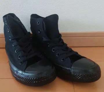 컨버스 하이컷 스니커즈