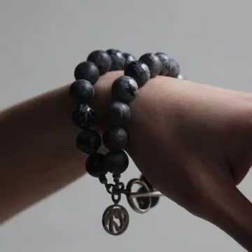 SOSHIOTSUKI Double Juzu Bracelet 팔찌