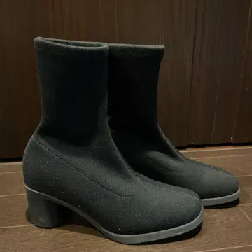 캠퍼 CAMPER 사이드 고어 부츠 블랙 미들 힐