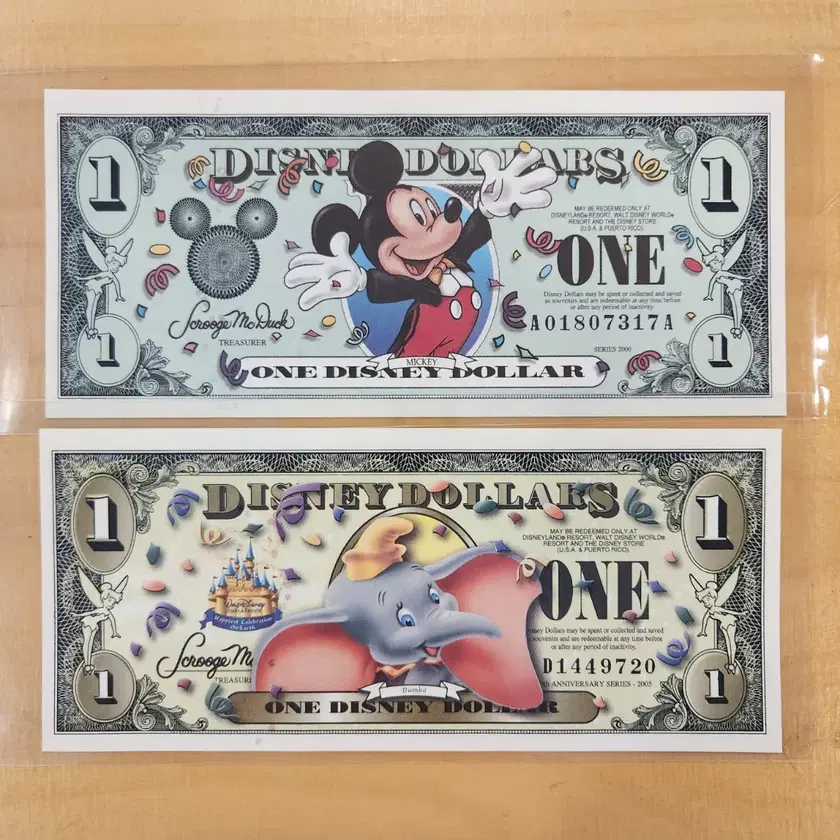 DISNEY | 디즈니 Disney Series Dollar 2 Sheets on Bunjang