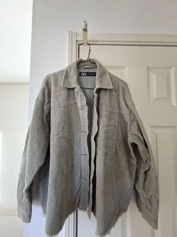 ZARA 코듀로이 자켓 라이트 그린