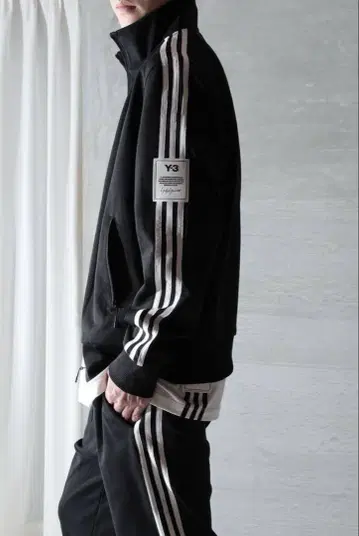 Y-3 쓰리 스트라이프 트랙 탑 트랙 자켓