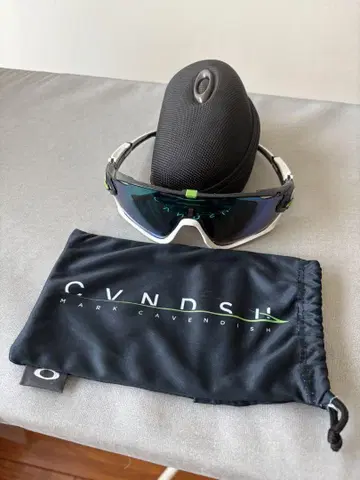 OAKLEY 오클리 카벤디시 모델