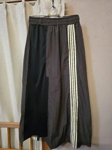 에신타 리메이크 저지 볼륨 스커트
