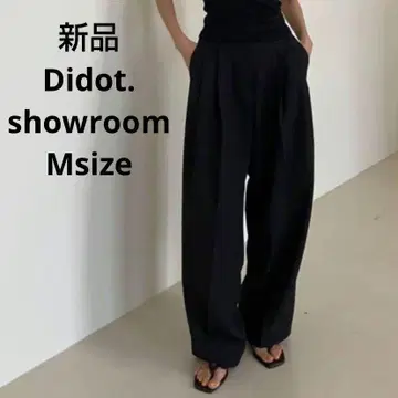 새상품 Didot.showroom 투 턱 와이드 슬랙스 M 사이즈