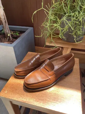 브라운 가죽 로퍼