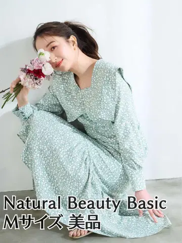 [새상품급] NATURAL BEAUTY BASIC 꽃무늬 원피스 그린