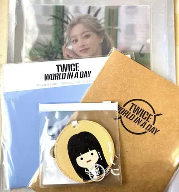 TWICE 지효 4종 세트