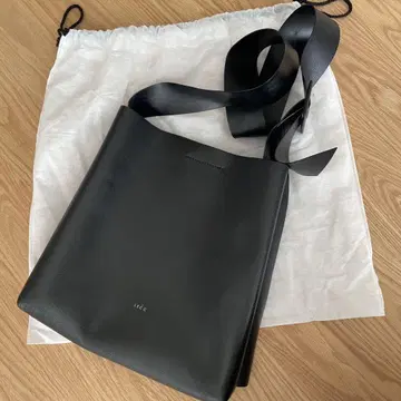 LECC PROJECT 숄더백 수납 가방 포함