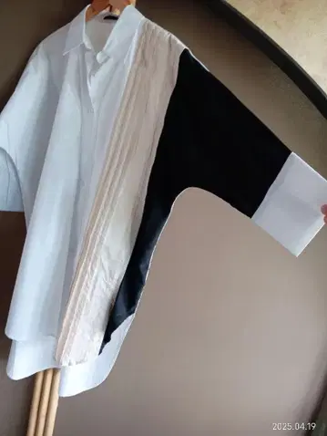 새상품급!! 폴리느 브로 디자인 셔츠