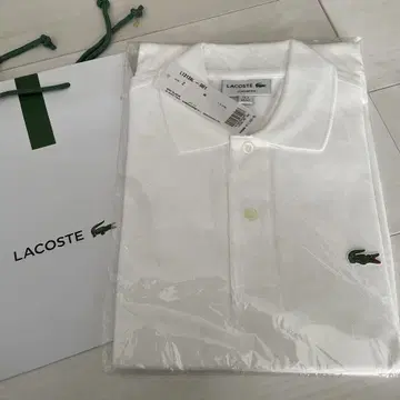 미사용 새상품 LACOSTE 클래식 핏 피케 셔츠 L1212AL