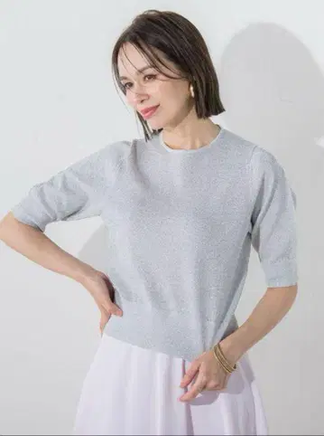 새상품급 비아지오 블루 실버 라메 믹스 니트 5부 소매