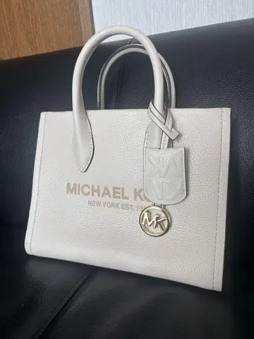 MICHAEL KORS 화이트 가죽 토트백