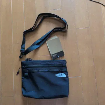 THE NORTH FACE 블랙 숄더백
