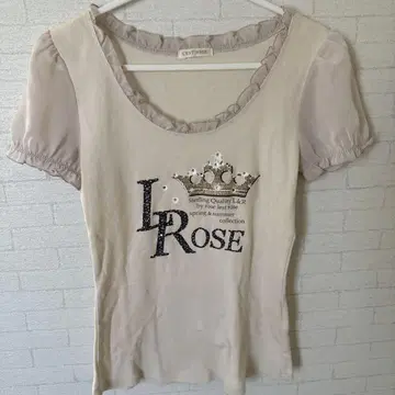 LEST ROSE 프릴 베이지 티셔츠