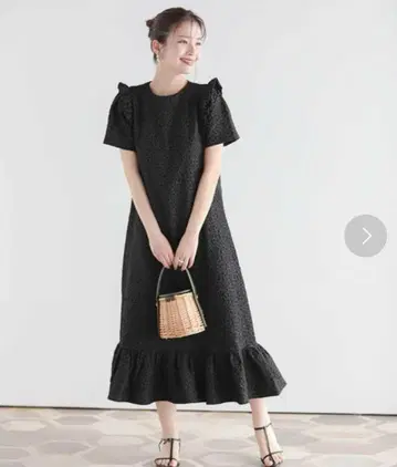 새상품급! 핏모어 플라워 자카드 롱 원피스