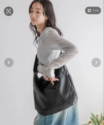 로리즈팜 부드러운 바디백