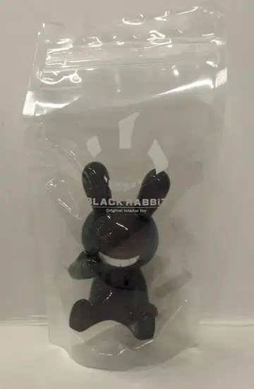 블랙 래빗 블랙 래빗 앉아 블랙 오팔