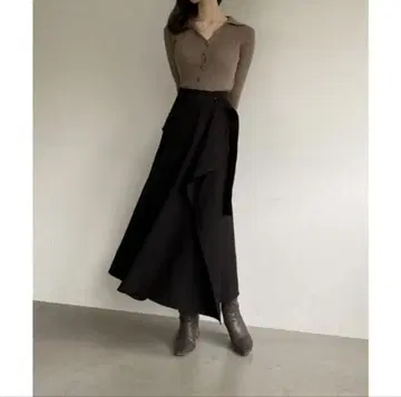 [새상품급] maison celon 블랙 플레어 스커트 롱