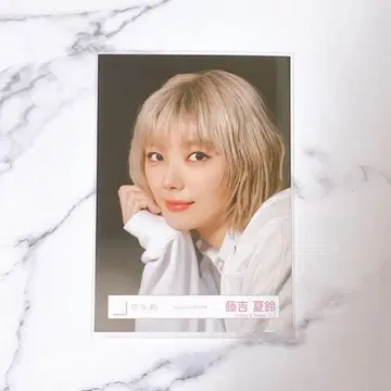 사쿠라자카46 후지요시 카린 Addiction MV 의상 요리