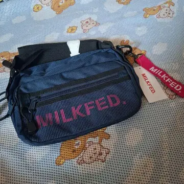 MILKFED. 메신저 백 네이비 M