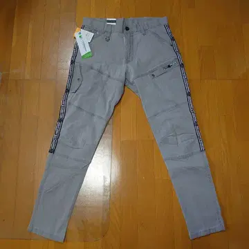 아이즈 프론티어 접촉 냉감 데님 디노베이션 도라이치 바틀 그랑시스코