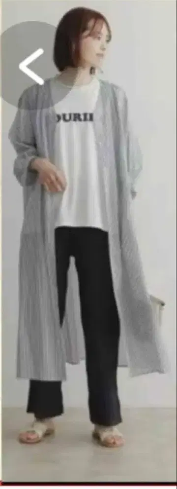 어반 리서치 도어스 스트라이프 V넥 프론트 오픈 원피스